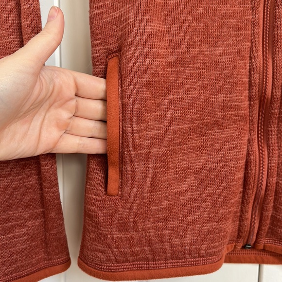 SOLD Patagonia Women's Better Sweater® Fleece Jacket in CEP Celebrity Pink - Picture 7 of 14